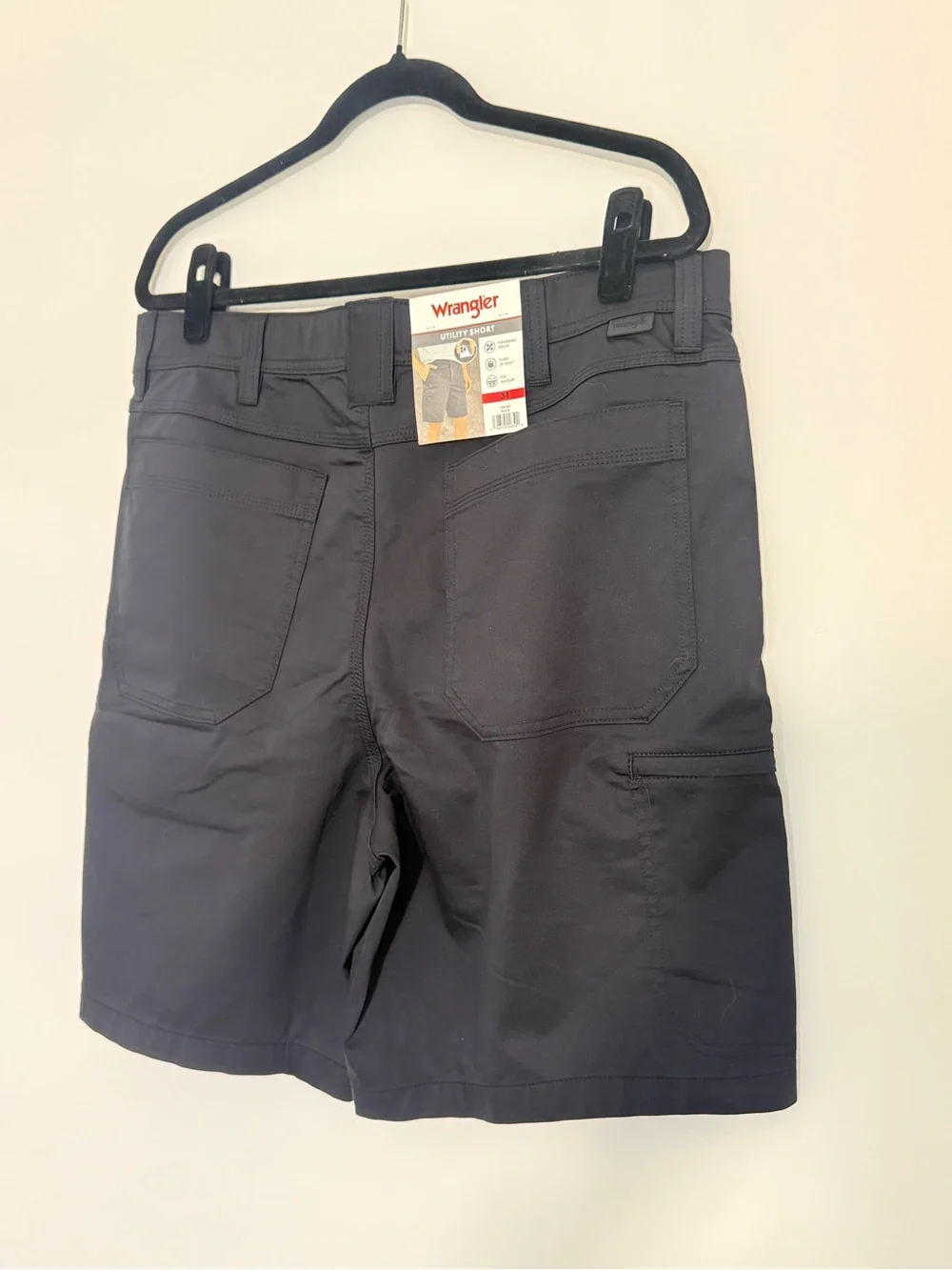 Wrangler Men's Black Flat-Front Performance Utility Shorts NWT Flex Waistband